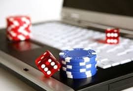 Kalender promosi tahunan naga 10001 untuk permainan Macau Pools